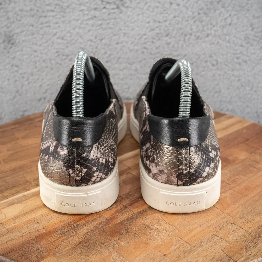 Cole Haan W19258 Womens Grand Series Slip On Shoes Sneakers Gray Snake 9.5‎ B